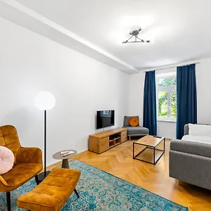 https://chic-residences-suite11-brand-new.vienna-besthotels.com