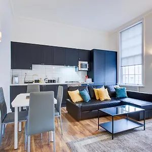 Apartment London Central, London